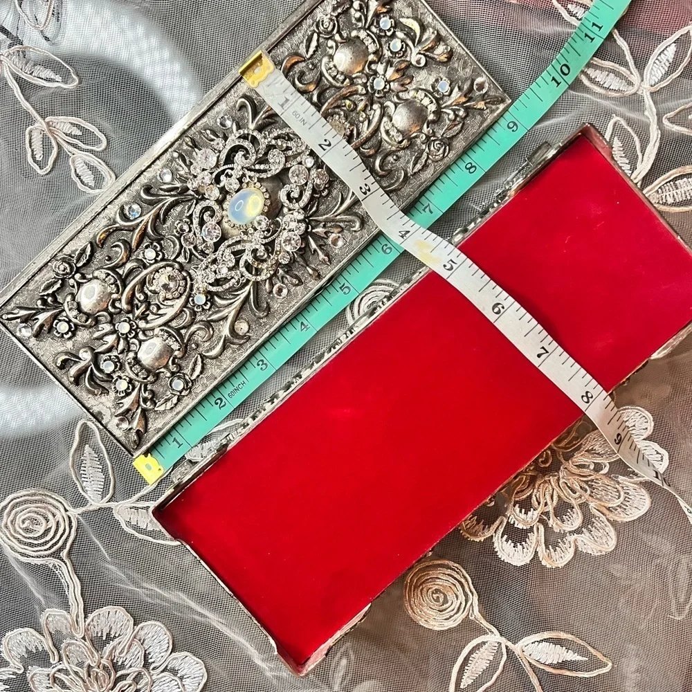 Silver Lisa Carrier Designs Jewelry Organizer